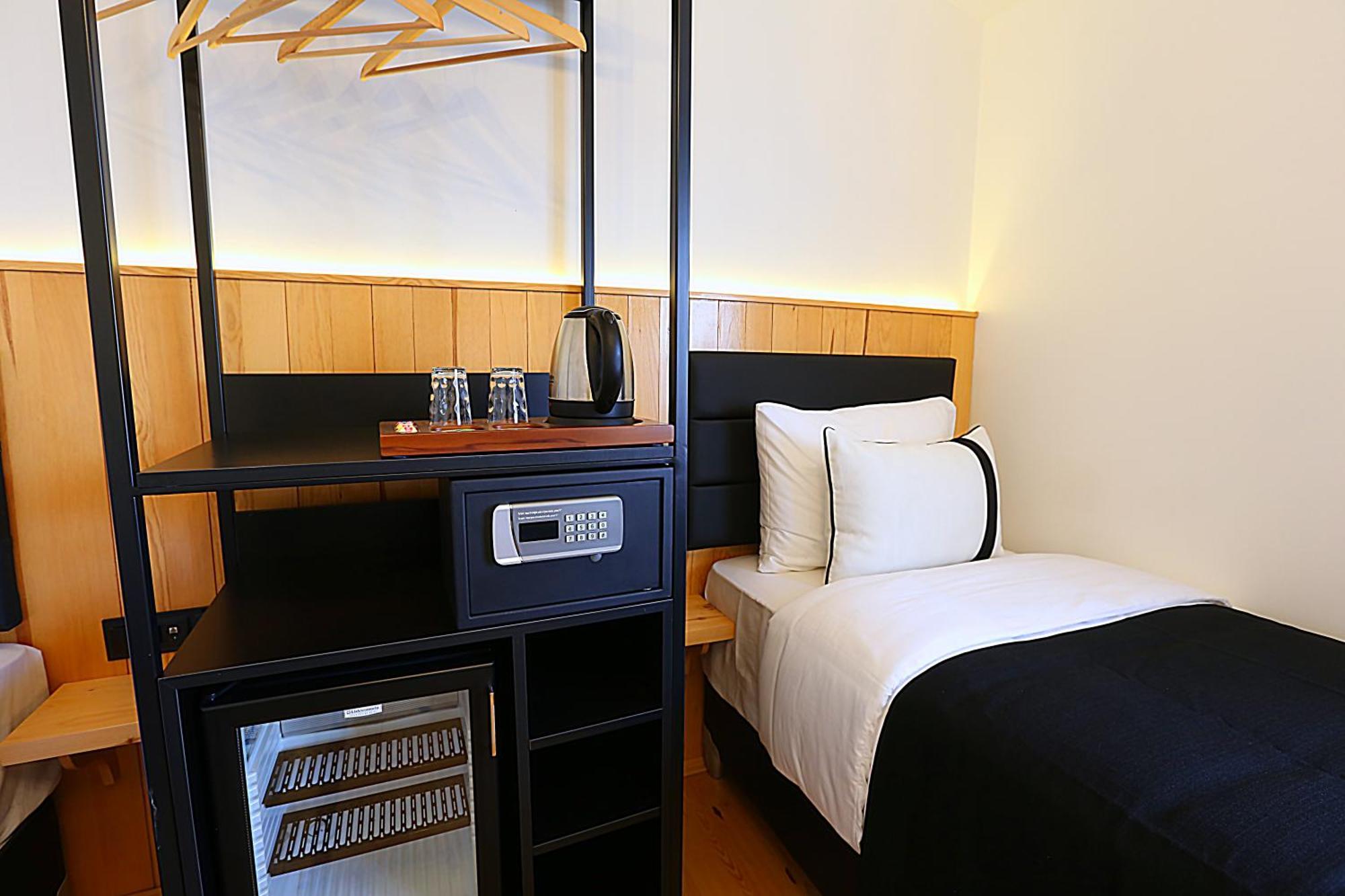 Istanbul Taksim Istiklal Street Kamil Hotel - Historical Værelse billede