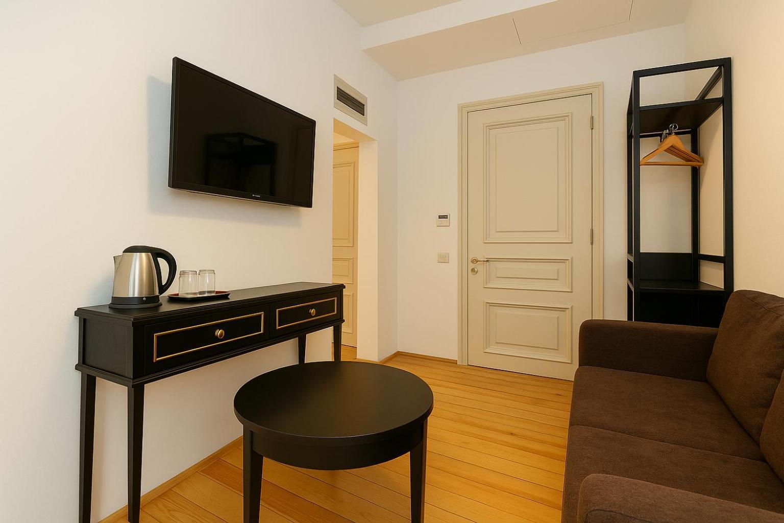 Istanbul Taksim Istiklal Street Kamil Hotel - Historical Eksteriør billede