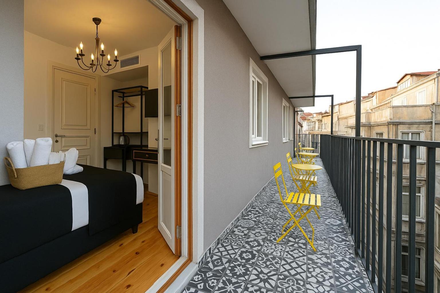 Istanbul Taksim Istiklal Street Kamil Hotel - Historical Eksteriør billede